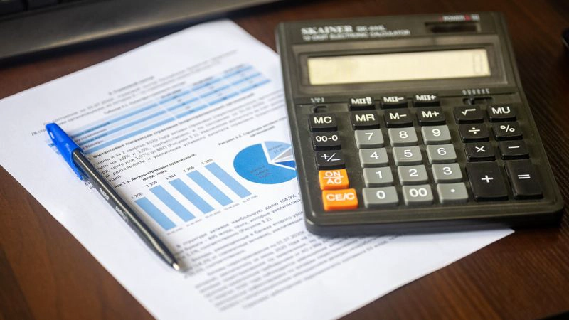 ROI planning for SEO content automation software with saved hours and content output